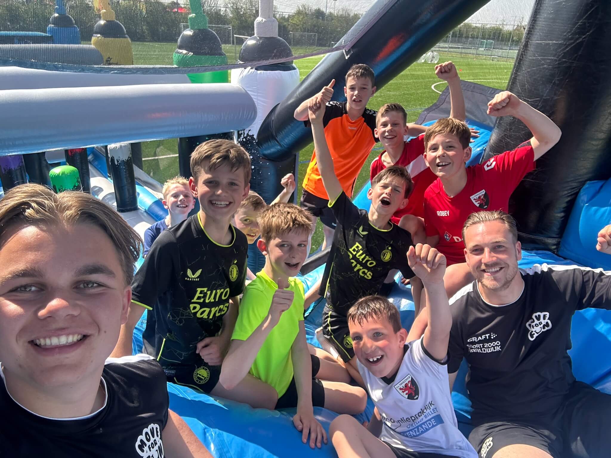 15 Beste Dingen Om Met Kinderen Te Doen In Geel En Omstreken - Soorten Springkastelen & Attracties - Ittakes2.be thumbnail