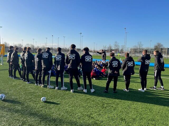 Voetbal trainingsochtend op v.v.Naaldwijk door Move For Fun